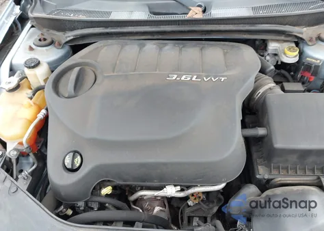 2013 Chrysler 200 Limited from USA, damaged, VIN 1C3BCBFG2DN553505